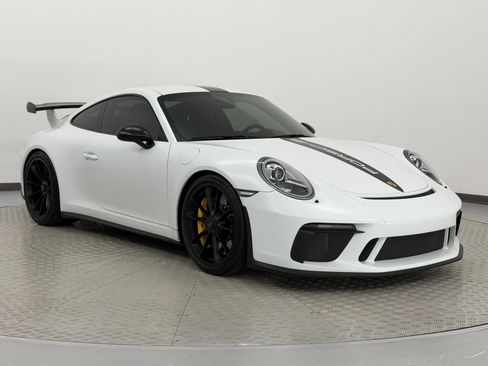 Certified 2018 Porsche 911 GT3 RWD image 7