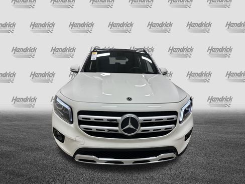 Used 2021 Mercedes-Benz GLB 250 4MATIC image 3