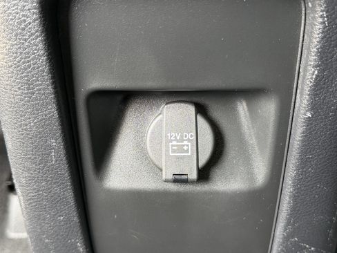 Used 2019 Dodge Journey SE w/ Connectivity Group FWD image 17