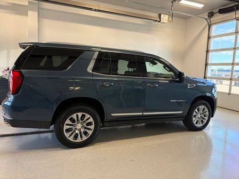 Used 2026 GMC Yukon Denali w/ Sun & Power Step Package AWD/4WD image 10