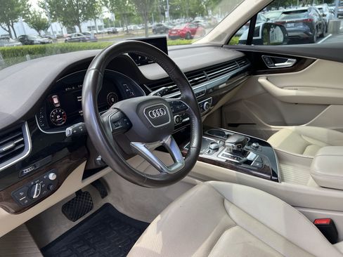Used 2019 Audi Q7 3.0T Prestige w/ Prestige Package AWD/4WD image 17