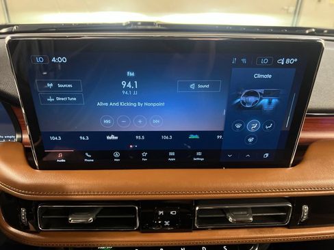 Certified 2023 Lincoln Nautilus Reserve w/ Equipment Group 201A AWD/4WD image 9