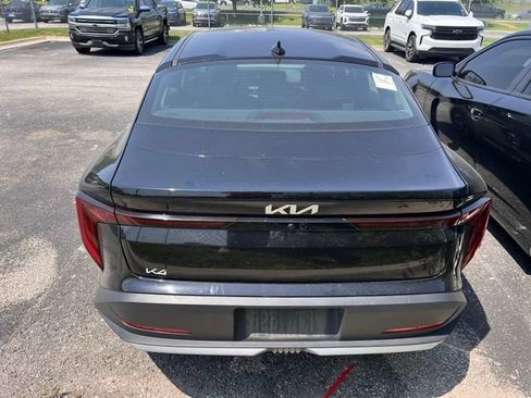 Used 2025 Kia K4 FWD image 4