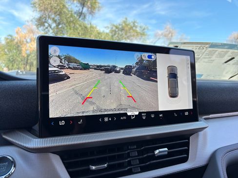 New 2026 Ford Explorer Active image 27