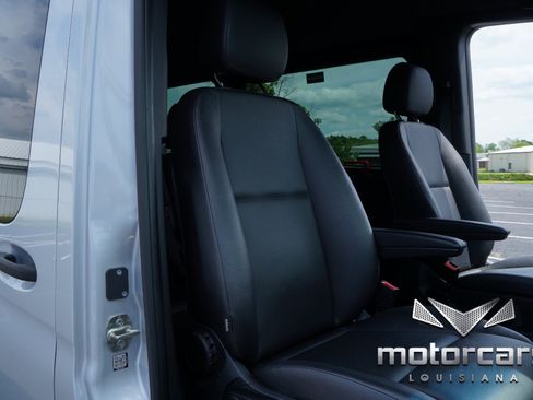 Used 2020 Mercedes-Benz Sprinter 2500 image 26