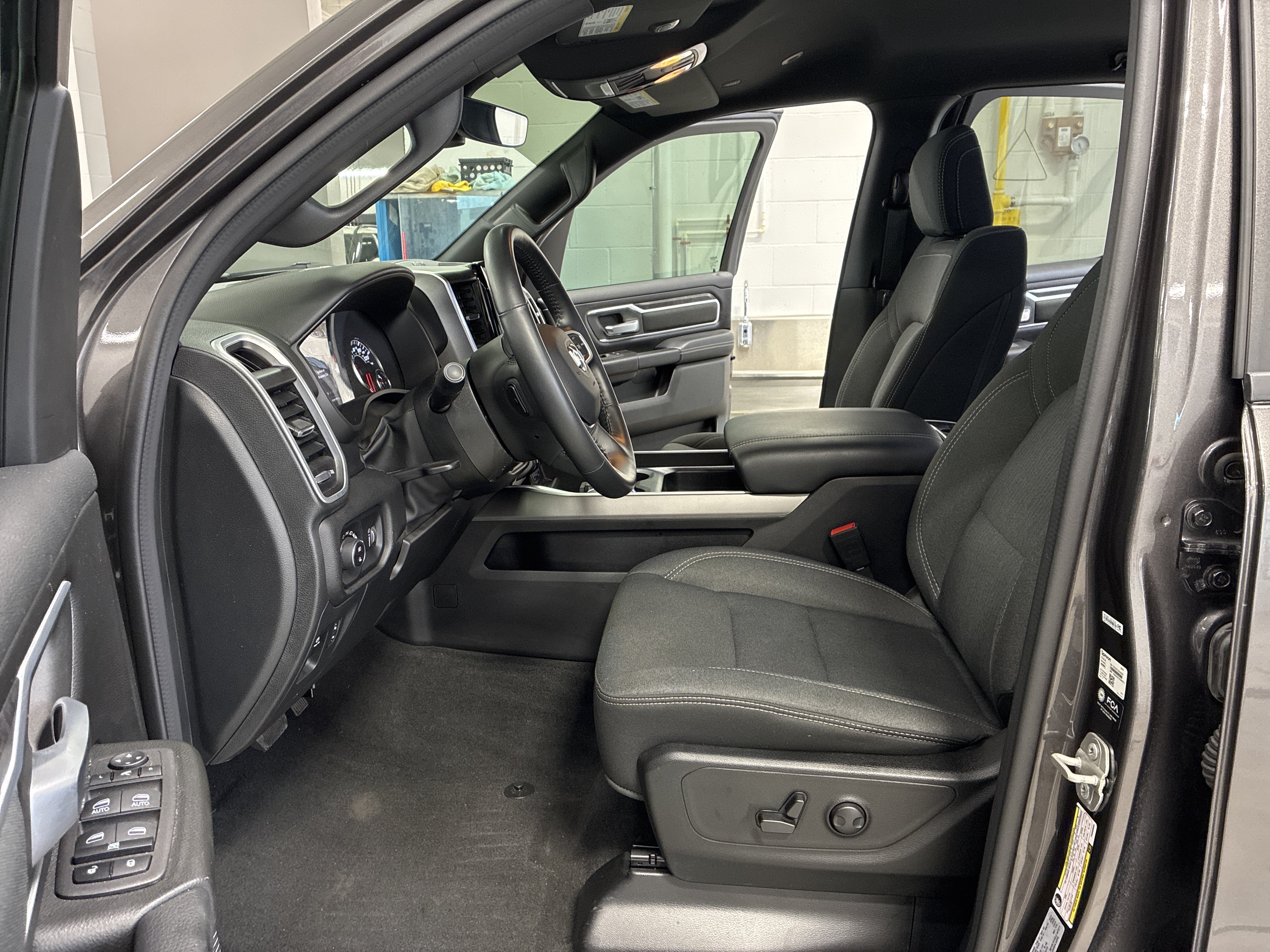 Certified 2023 RAM 1500 Big Horn AWD/4WD image 15