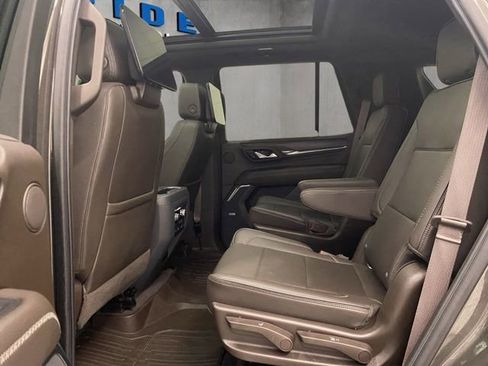 Used 2021 GMC Yukon Denali w/ Denali Premium Package AWD/4WD image 23