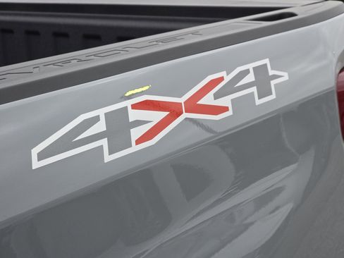 Used 2024 Chevrolet Silverado 1500 Custom image 19