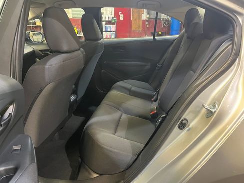 Used 2025 Toyota Corolla LE image 24