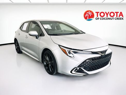 Used 2023 Toyota Corolla XSE FWD image 1