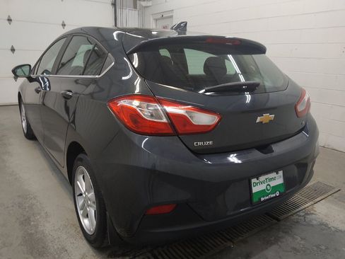 Used 2018 Chevrolet Cruze LT FWD image 5