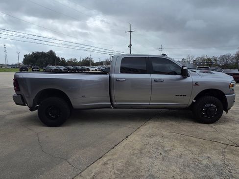 Used 2024 RAM 3500 Laramie w/ Night Edition image 8
