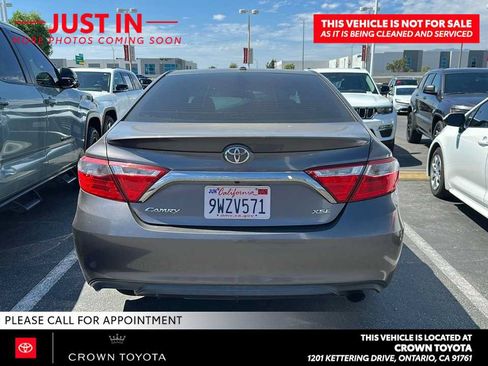 Used 2016 Toyota Camry XSE w/ Moonroof Package FWD image 5