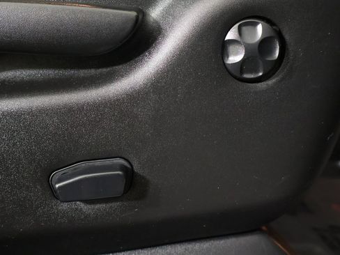 Used 2015 Dodge Durango R/T w/ Blacktop Package image 35