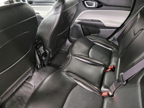 Used 2023 Jeep Compass Limited AWD/4WD image 21