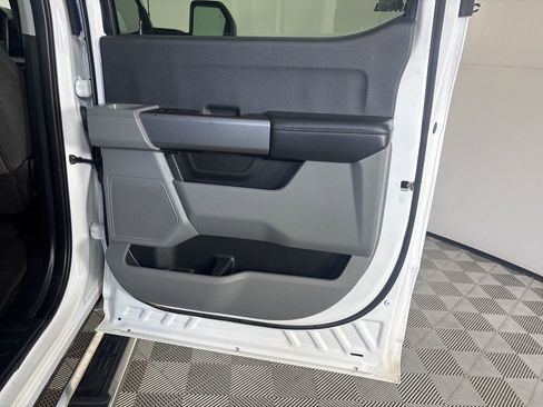 Used 2025 Ford F250 XLT image 26