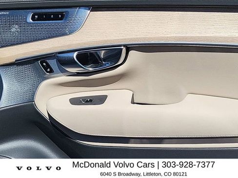 New 2026 Volvo XC90 T8 Ultra w/ Lounge Package AWD/4WD image 18