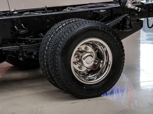 Used 2021 Chevrolet Silverado 3500 LT image 50