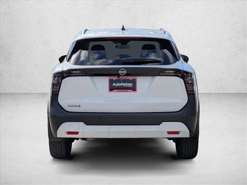 New 2026 Nissan Kicks SV image 7
