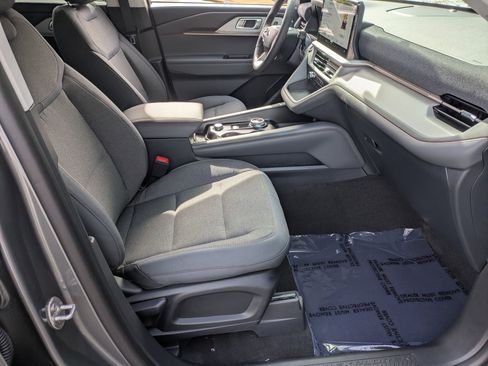 New 2026 Ford Explorer Active image 33