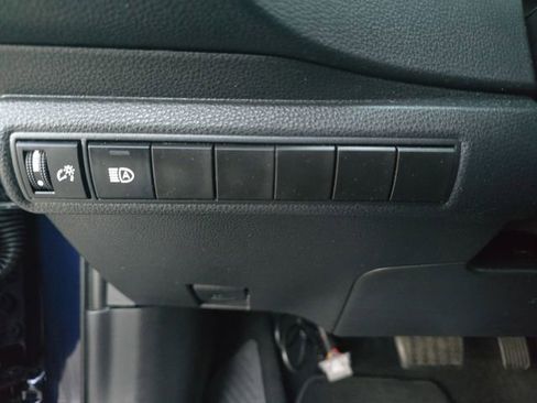 Certified 2024 Toyota Corolla SE image 25