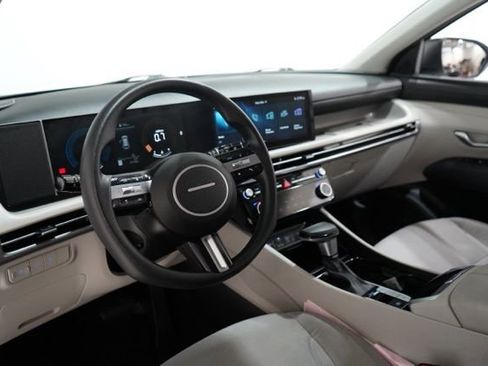 Used 2025 Hyundai Tucson SEL image 16