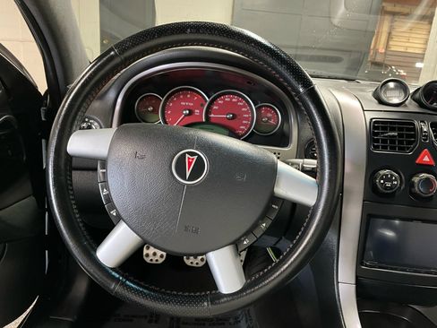 Used 2005 Pontiac GTO Coupe image 18