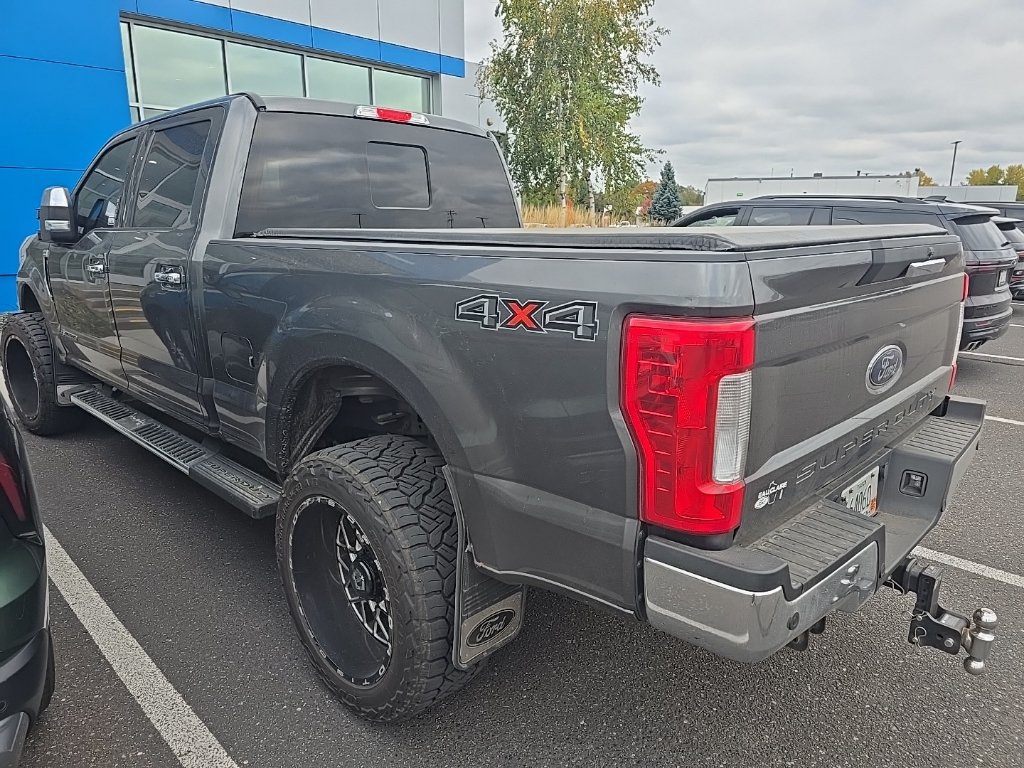Used 2017 Ford F350 Lariat w/ Chrome Package AWD/4WD image 2