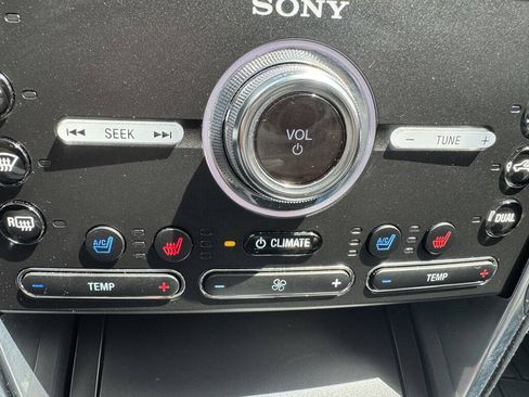 Used 2017 Ford Explorer Platinum AWD/4WD image 25