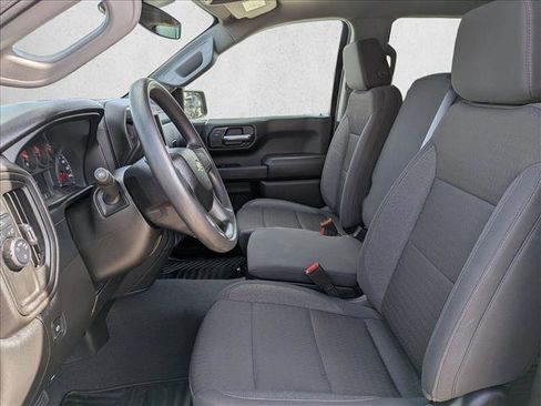 Used 2024 Chevrolet Silverado 1500 Custom image 11