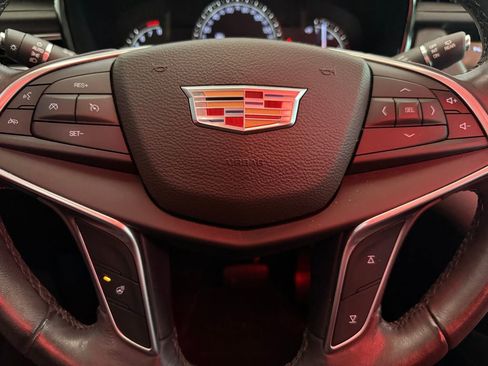 Used 2017 Cadillac XT5 Luxury FWD image 14
