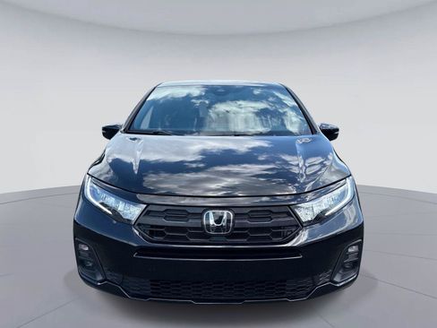 Certified 2025 Honda Odyssey Sport-L image 9