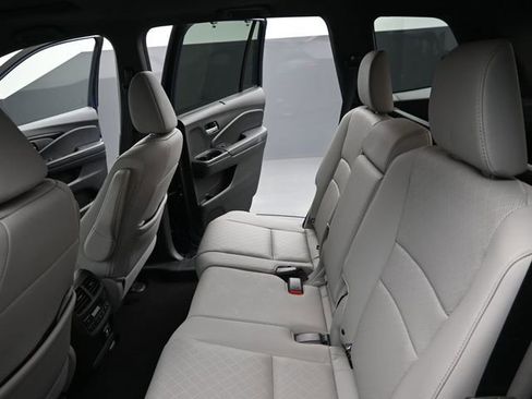 Used 2019 Honda Passport Touring image 15