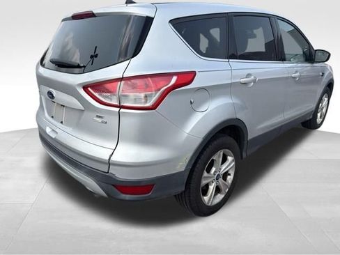 Used 2015 Ford Escape SE AWD/4WD image 3