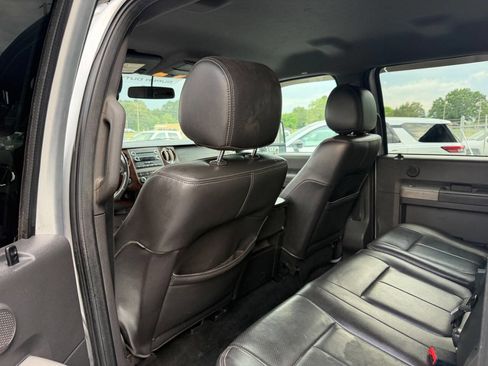 Used 2012 Ford F250 Lariat w/ Lariat Interior Pkg AWD/4WD image 10