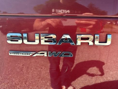 Used 2016 Subaru Forester 2.5i Premium w/ All-Weather Package AWD/4WD image 13