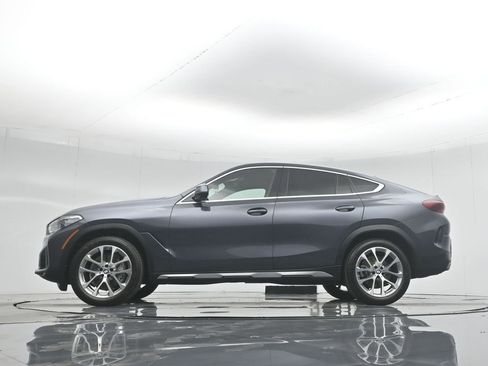 Used 2022 BMW X6 xDrive40i w/ Executive Package image 8