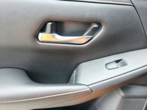 Used 2021 Nissan Sentra SR FWD image 21