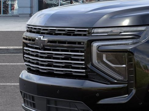New 2026 Chevrolet Suburban High Country AWD/4WD image 14