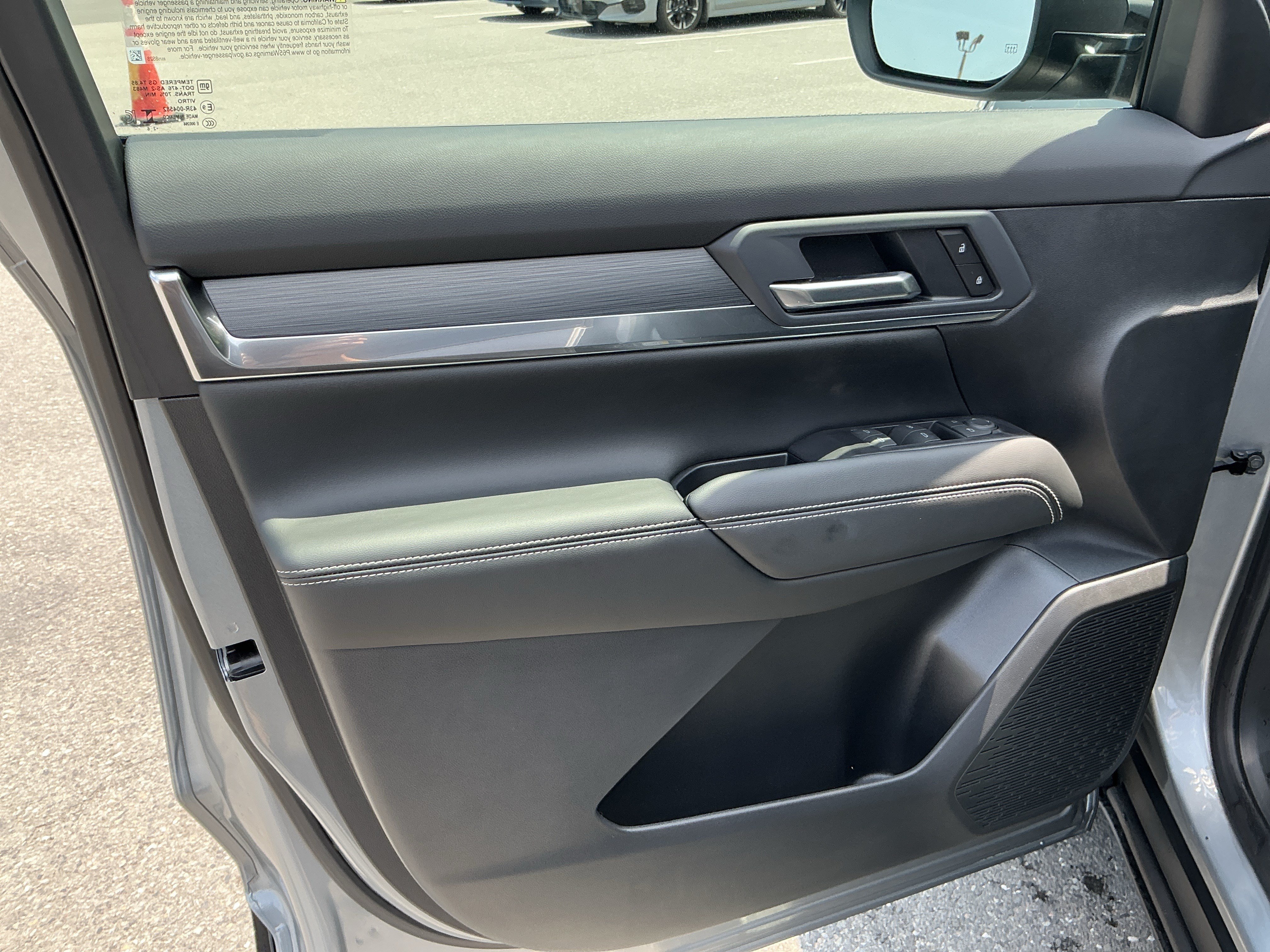 New 2027 GMC Terrain Elevation w/ LPO, Floor Liner Package AWD/4WD image 13