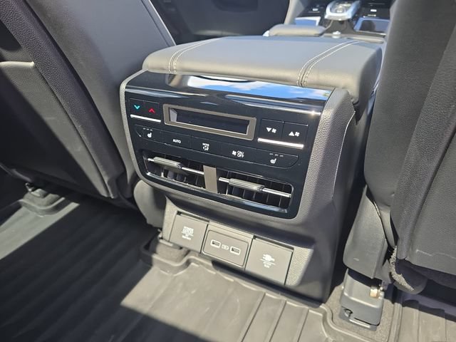 Used 2023 Acura MDX w/ Advance Package AWD/4WD image 13