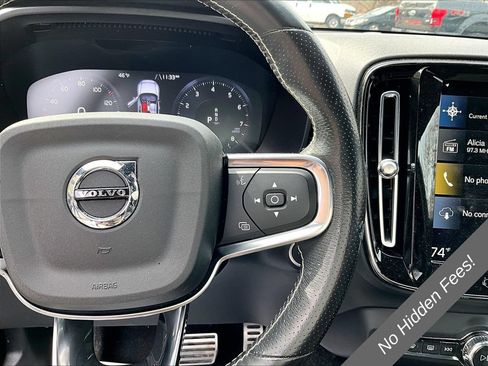 Used 2021 Volvo XC40 T5 R-Design w/ Climate Package AWD/4WD image 16