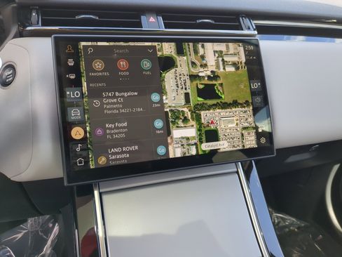 Used 2025 Land Rover Range Rover Velar S image 22