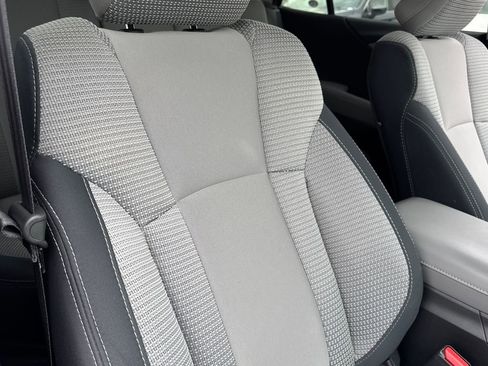 Used 2024 Subaru Outback Premium image 27