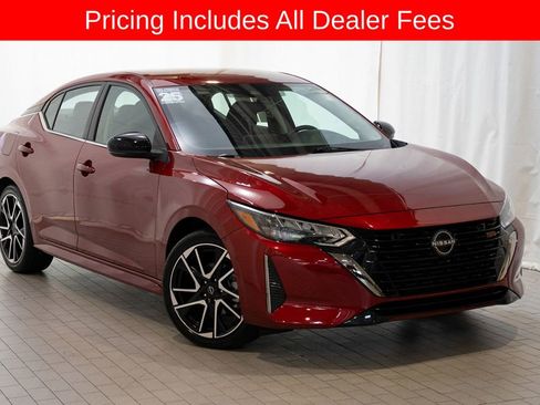 Certified 2025 Nissan Sentra SR FWD image 1