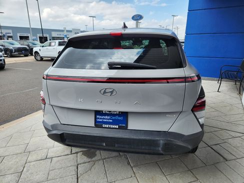 Certified 2024 Hyundai Kona SE AWD/4WD image 19