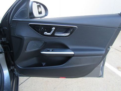 Used 2023 Mercedes-Benz C 300 Sedan image 21
