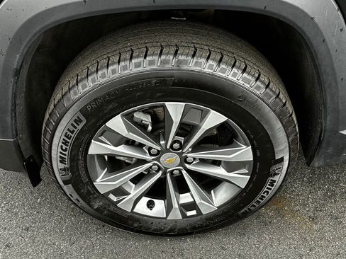 Used 2026 Chevrolet Equinox LT w/ Convenience Package II AWD/4WD image 15
