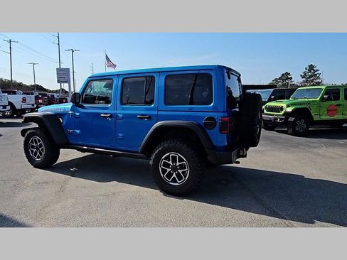New 2026 Jeep Wrangler Unlimited Rubicon AWD/4WD image 29