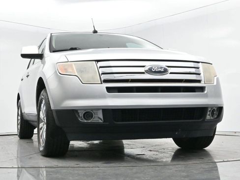 Used 2010 Ford Edge Limited image 41